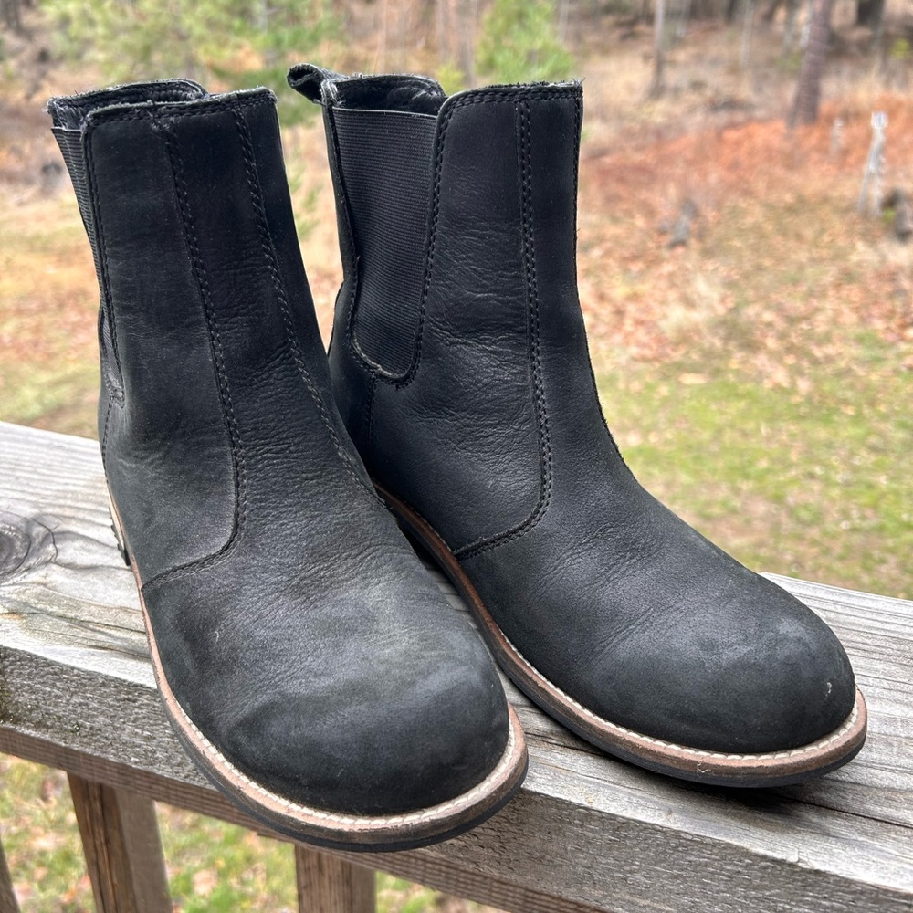 Kodiak Black Leather Boots